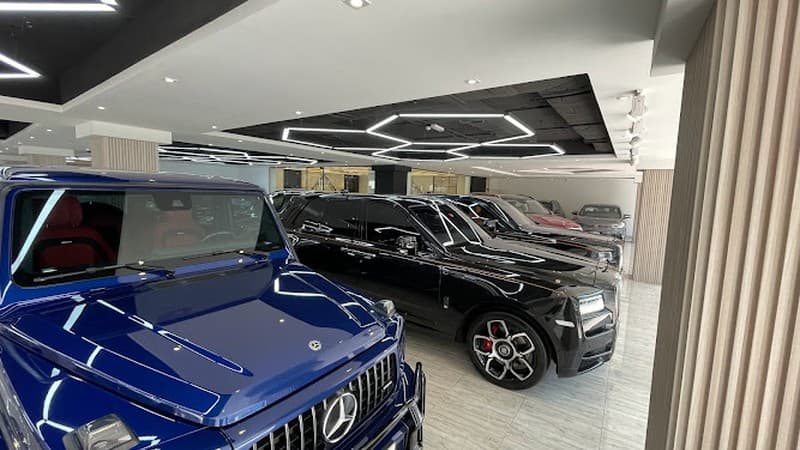 Bcr Luxury Car Rental