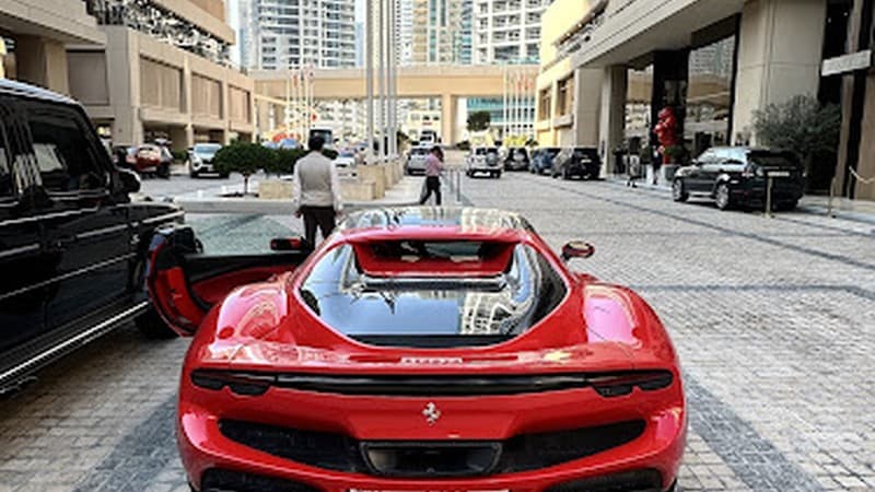 Super Luxury Car Rental
